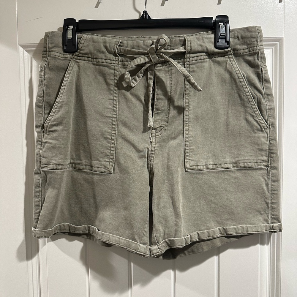 BKE Casual Olive Green Women's Shorts